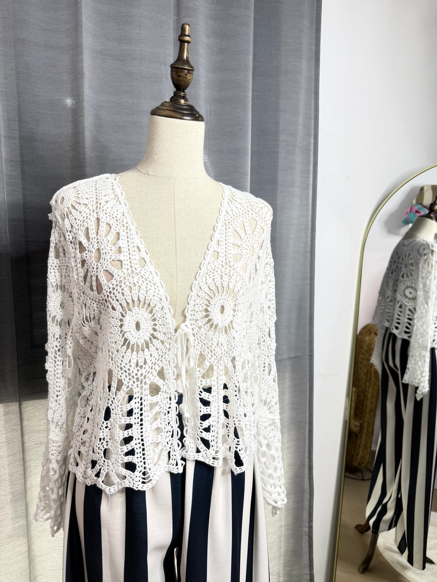 Chaqueta crochet blanca