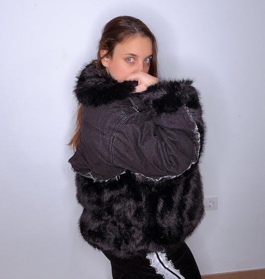 Chaquetón negro pelo