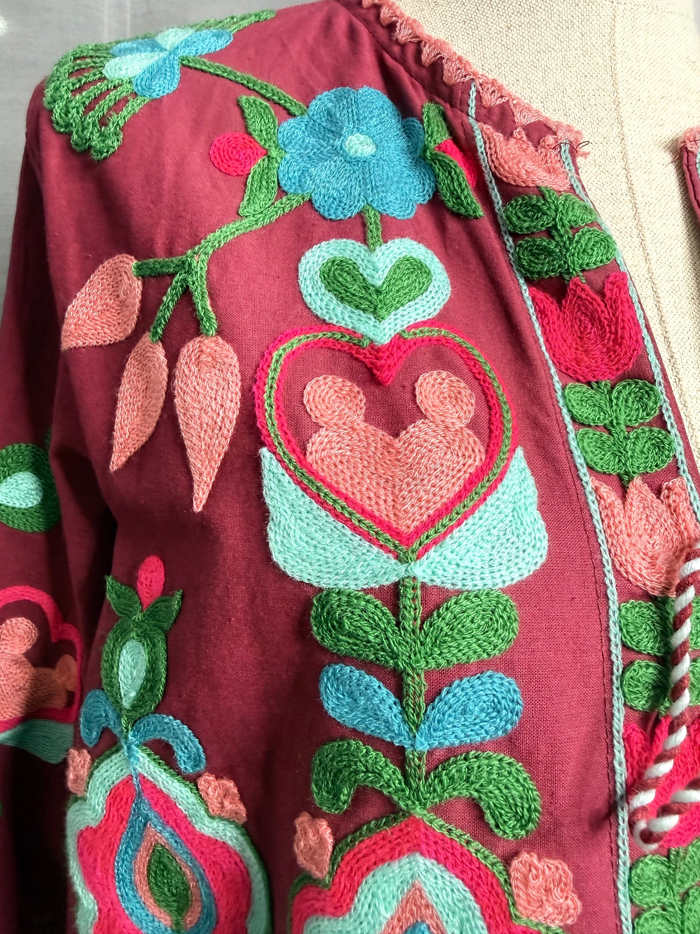 Chaqueta bordada