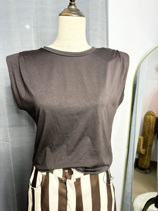 Camiseta hombreras choco
