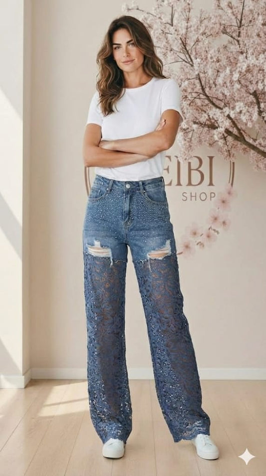 Jeans con brillo y encaje